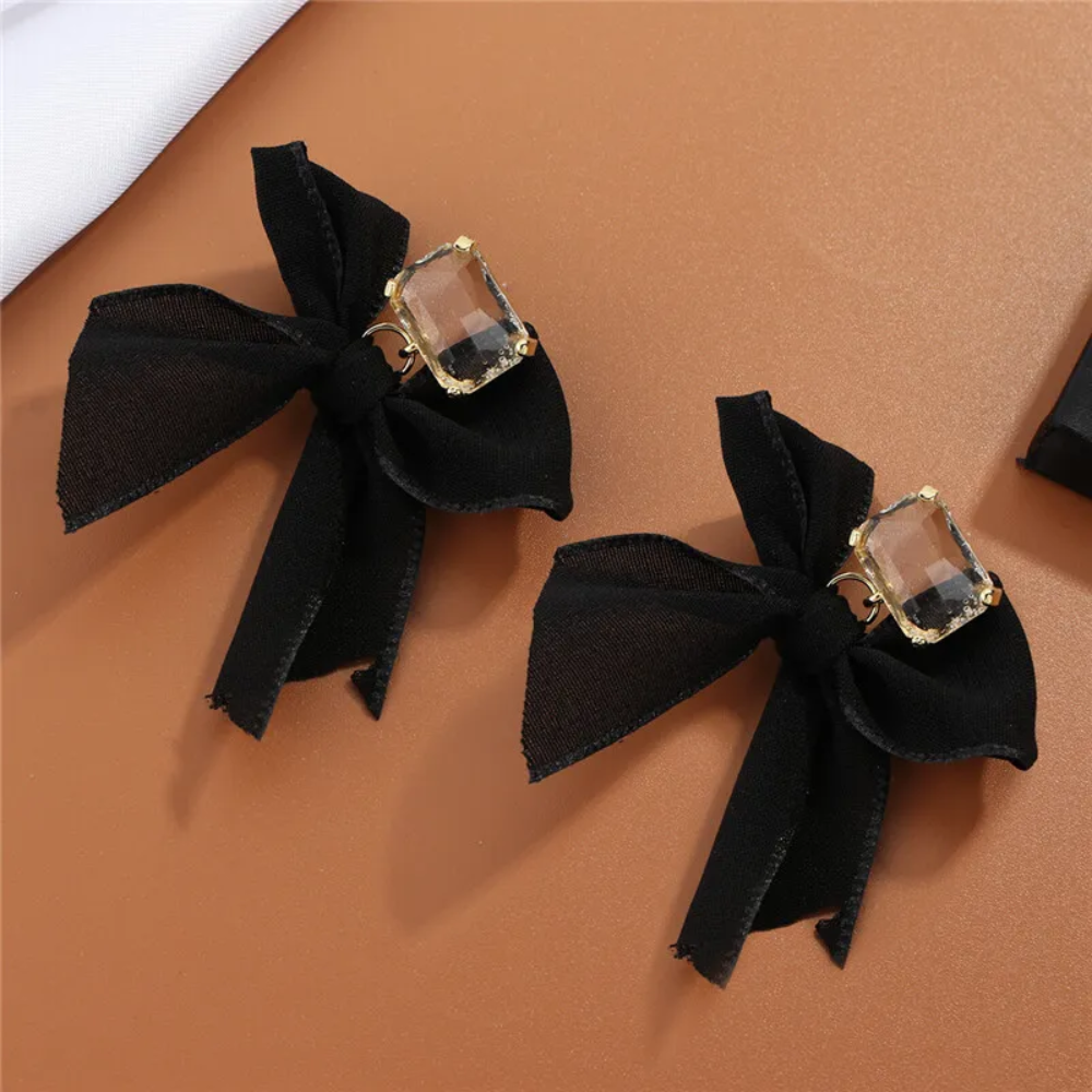 BLACK BOW EARRINGS (PAIR)