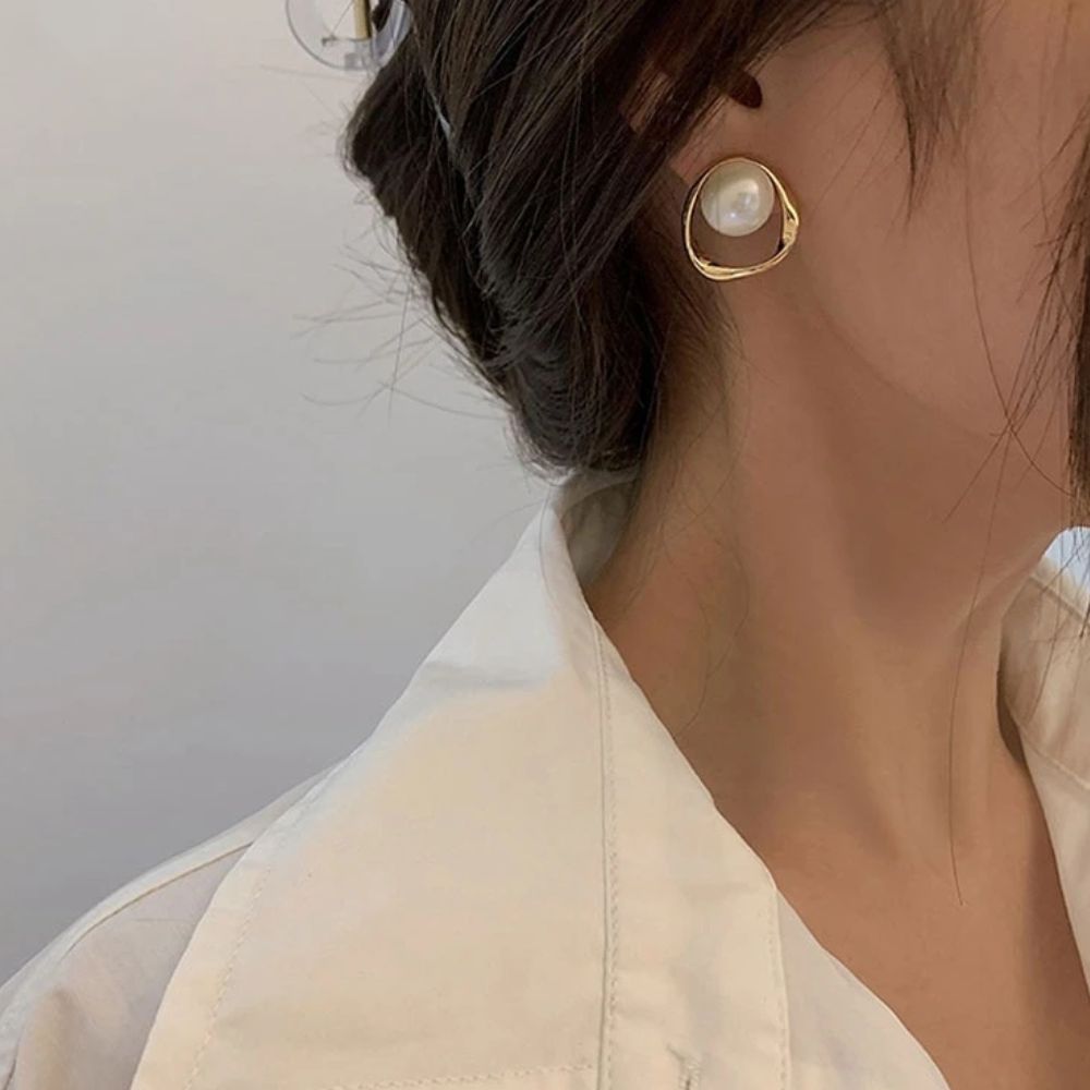 BIG PEARL EARRINGS (PAIR)