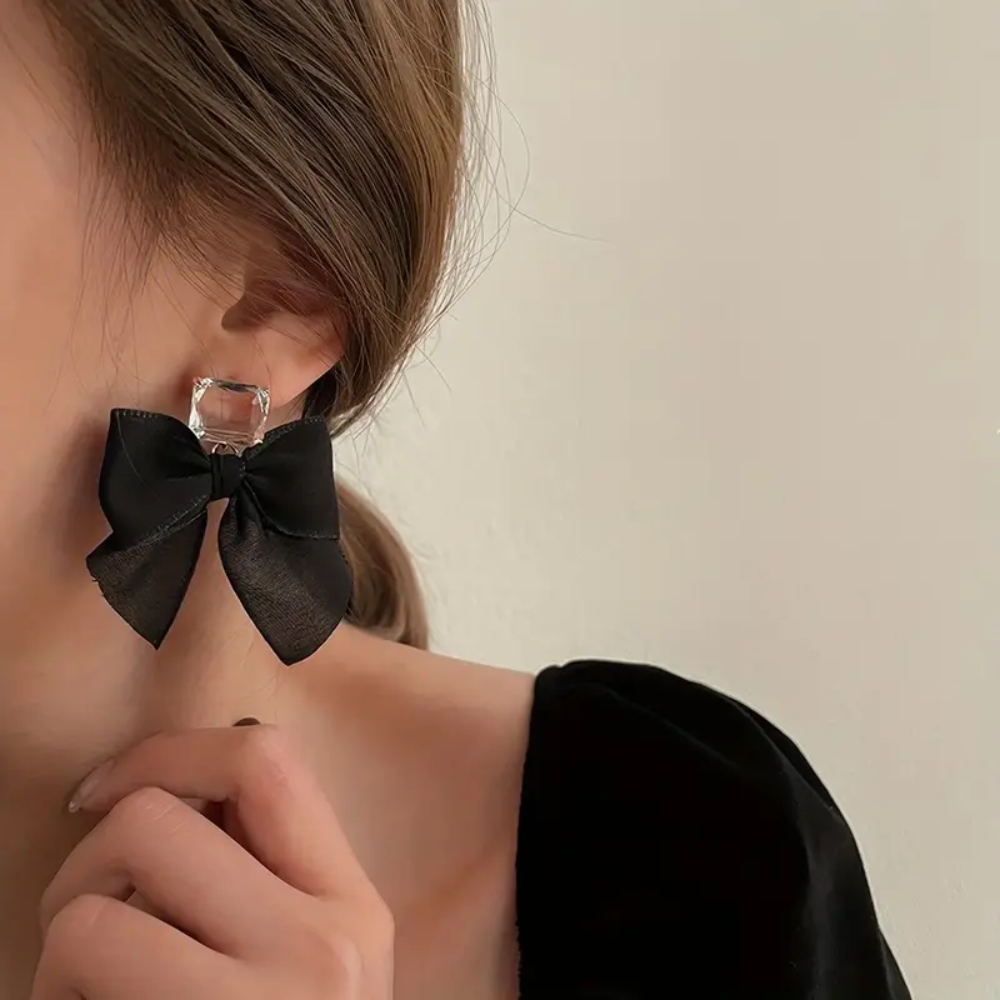 BLACK BOW EARRINGS (PAIR)